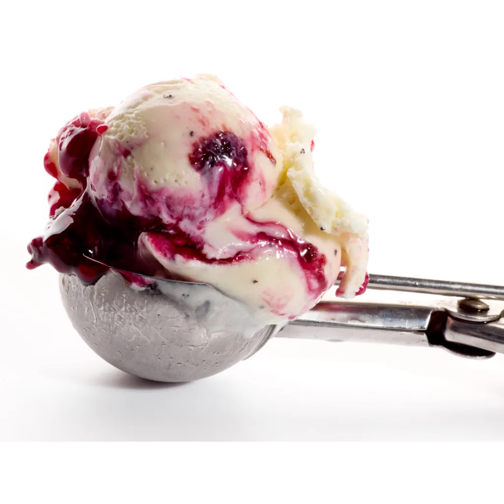 poppy_seeds_cherry_detail_02 Scoop of poppy seed and cherry gelato