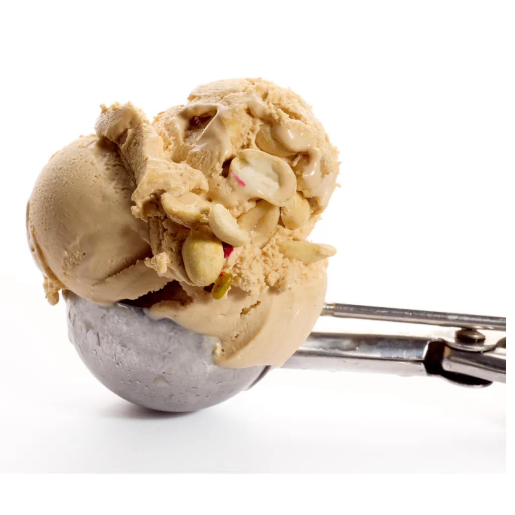 salted_peanuts_detail_02 Scoop of salted peanut gelato