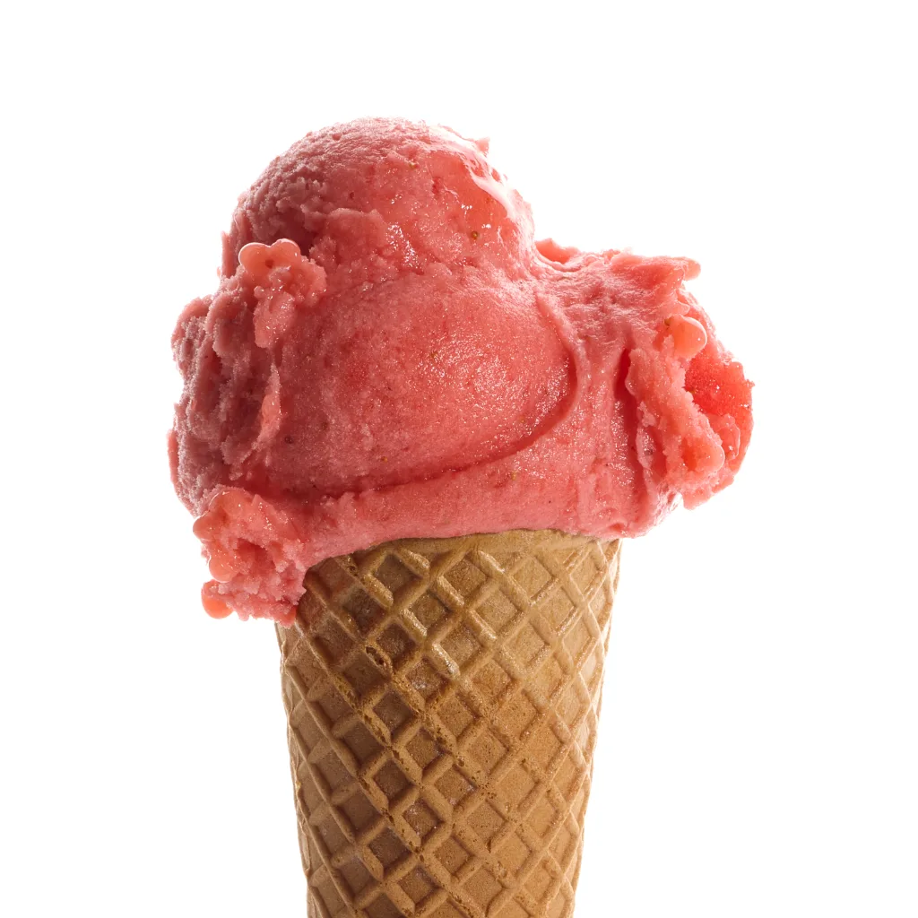 strawberry_detail_01 Strawberry sorbet in a cone